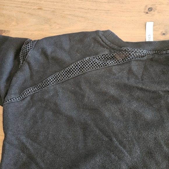 Fabletics Black Mesh Cut Out Sweatshirt Black Size XS - Picture 2 of 8